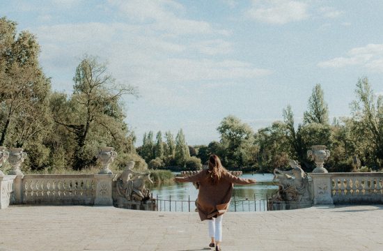 Bella in London